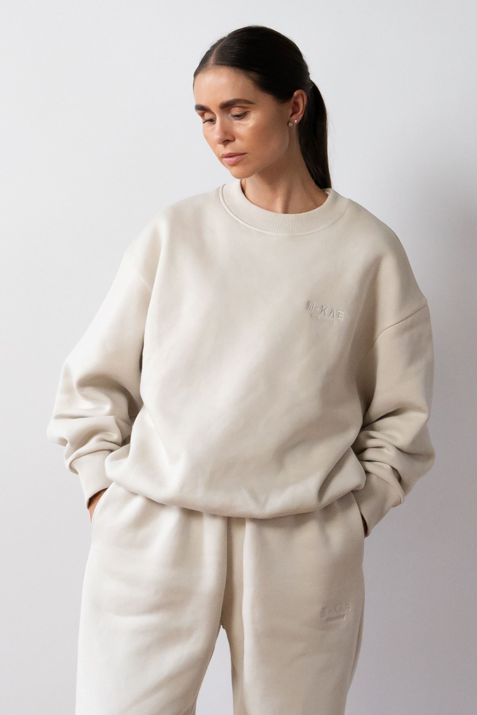 beige sweatshirt